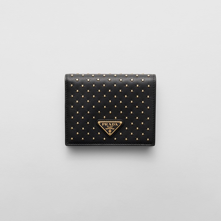 プレゼントにも！【PRADA】サフィアーノレザー ミニ財布 煩く