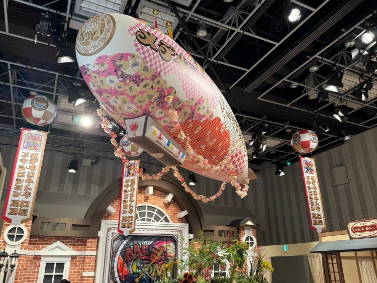 表参道ヒルズで「メディコム・トイエキシビション2025」開催。さまざま